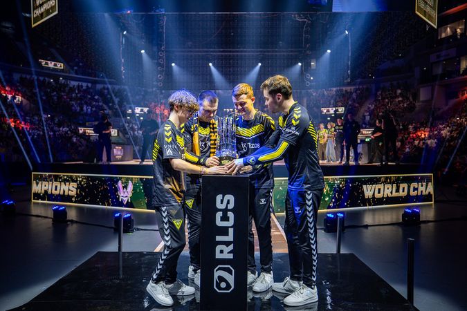 _Wars 🐝 tweet media