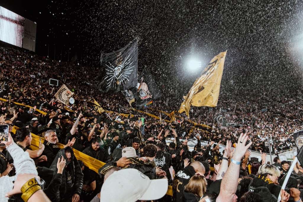 Larry Fink tweet media