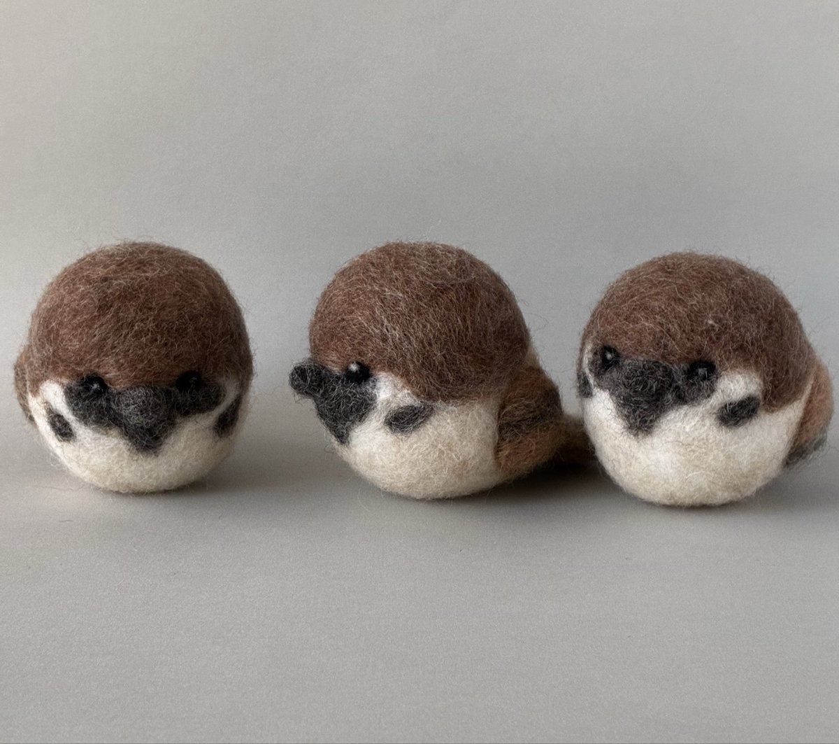 スズメのチュン太郎ちゃん、3羽になりました✨ #羊毛フェルト #スズメ #雀