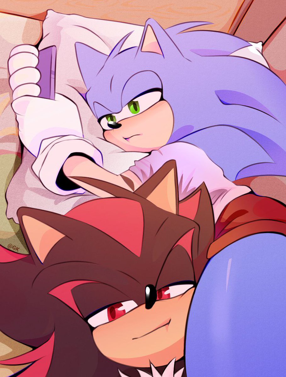 They are so gentle! 

#sonadow #sonedow #Shadow #Sonic #SonicTheHedgehog #ShadowTheHedgehog  #Shadonic #art #draw 

The idea for the pose was taken from @Moontoonsy I really liked it)