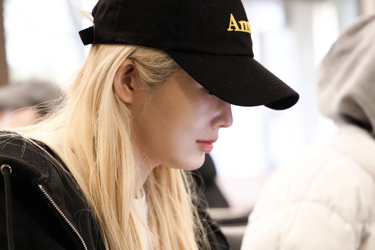 riwonbreadcap's tweet photo. 🐰💜 https://t.co/Utl7aMItvI