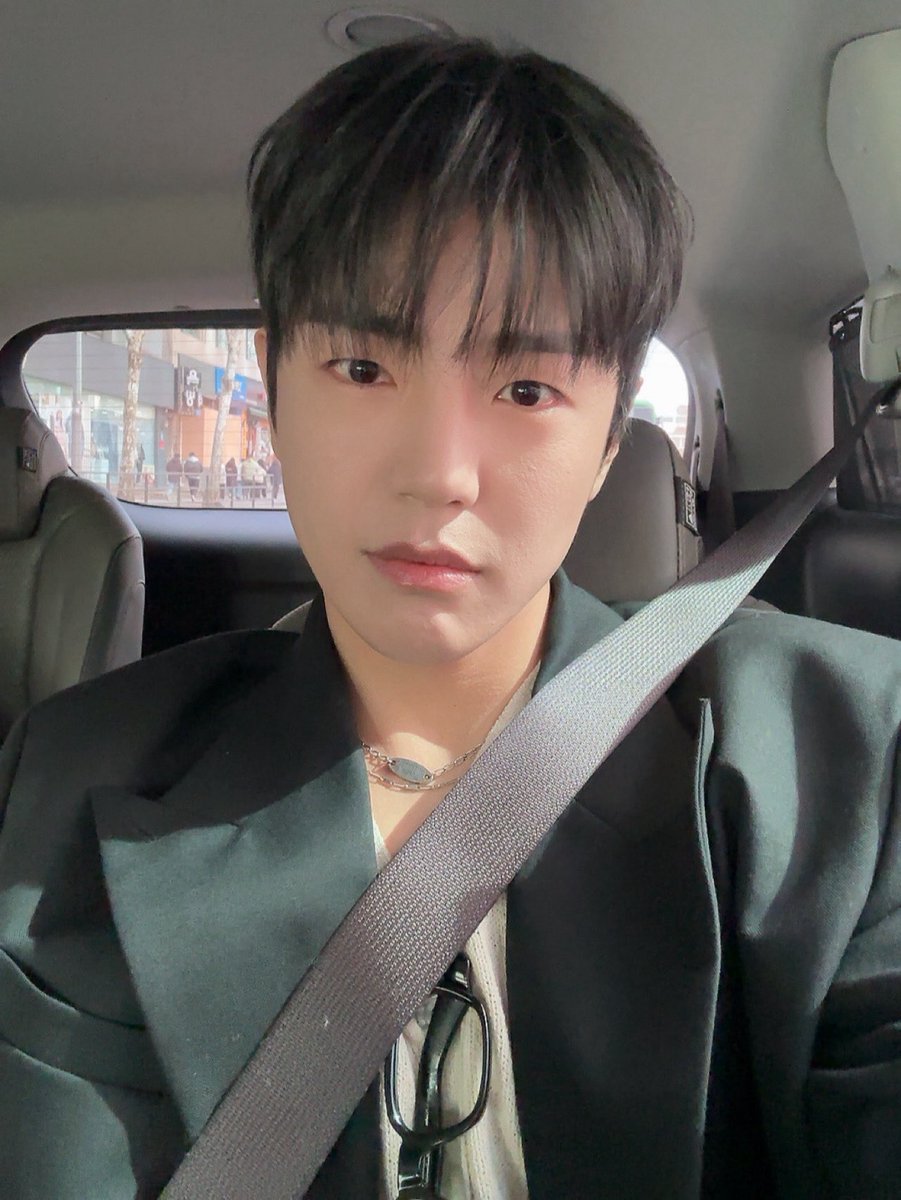 jihamofficial's tweet photo. 📻
Arirang Radio K-POPPIN' 출연 안내 

잠시 후 PM01시,
K-POPPIN'에 #이지함 이 출연합니다 
코지 분들의 많은 시청 바랍니다 🙇‍♂️

🔗 https://t.co/gaCmHfYyjq

#LEEJIHAM #이지함 #Easyham #ジハム
#LovebeforeMe #Toolate https://t.co/QgEUsz2wDN