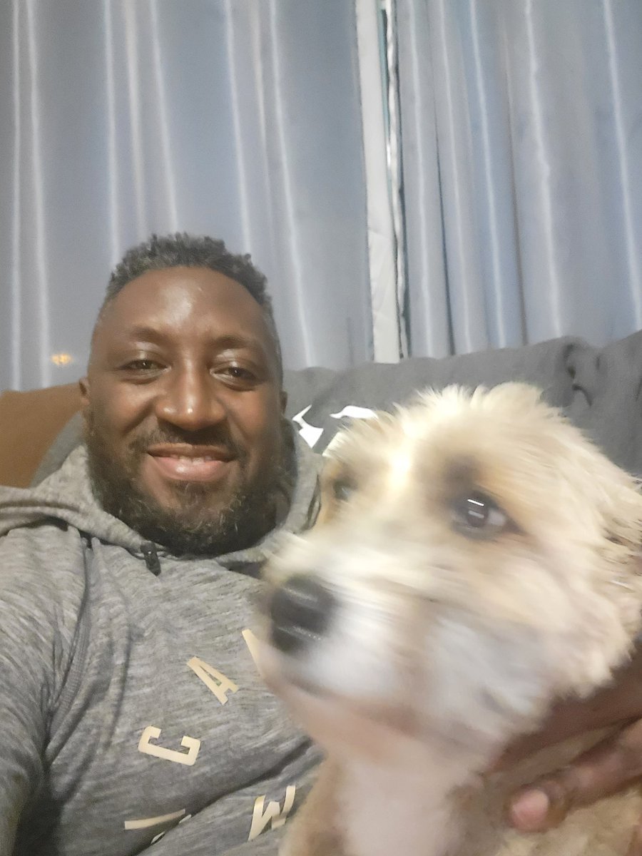 MarcWatkinsEsq's tweet photo. My sister's 14 y.o. dog died today. I know she's going through it.

#RIPFlame https://t.co/1UaBhh4nhR