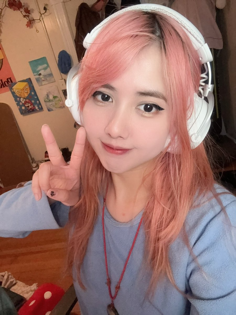 Streamsito pequeño uwu
Twitch.tv/Aalexlee22