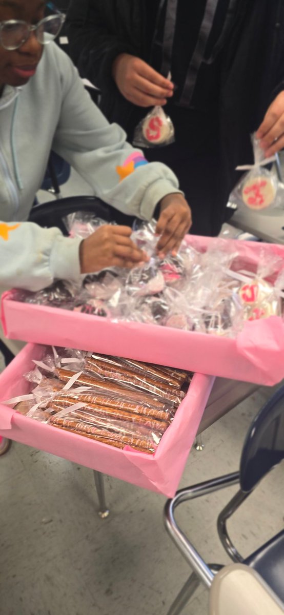 CHHS Kool Kids tweet media