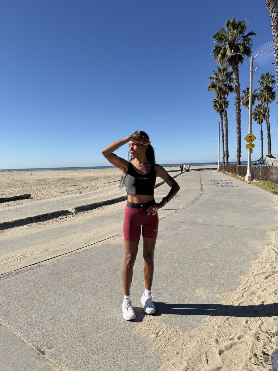 Ross Mackay tweet media