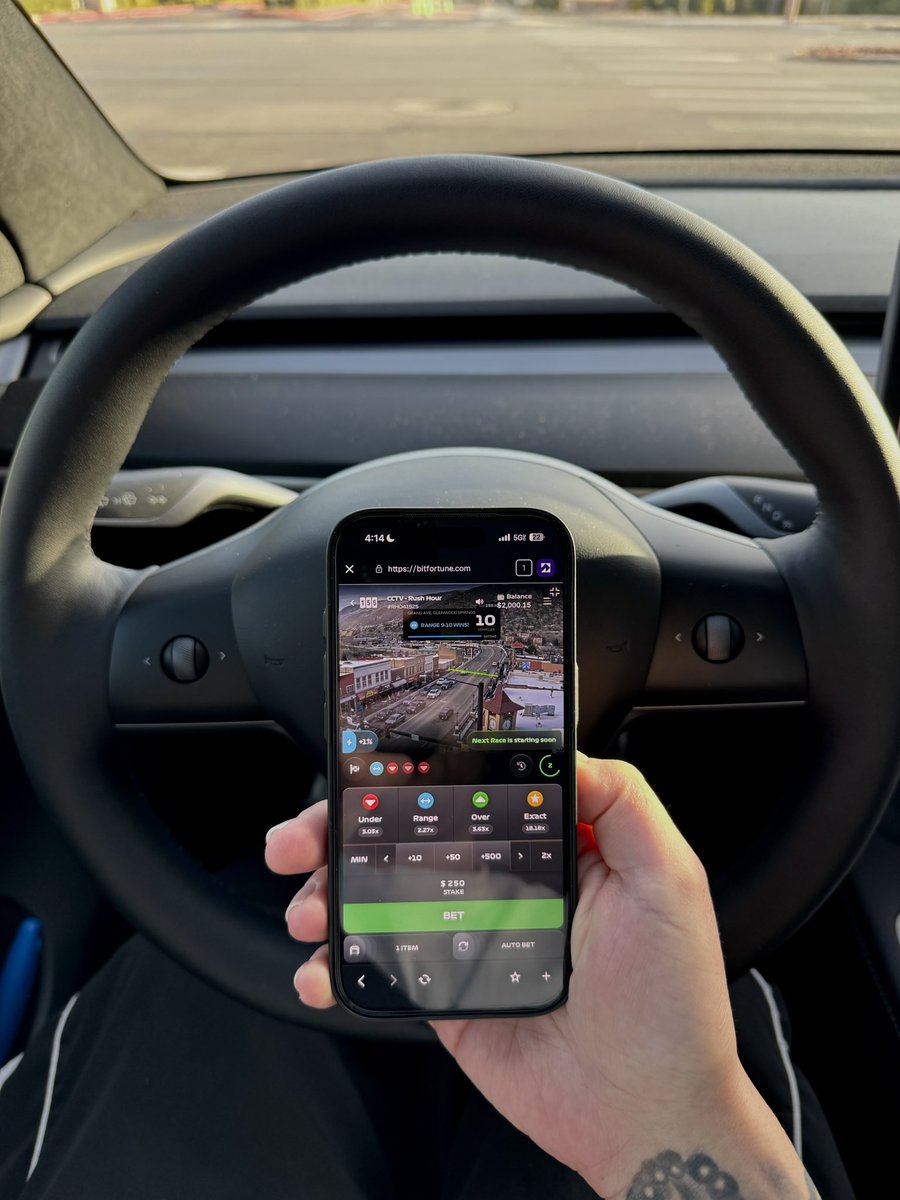 betting on traffic lights…
while sitting at a traffic light

this is the future

sponsored by <a href="/bitfortune/">BITFORTUNE</a>