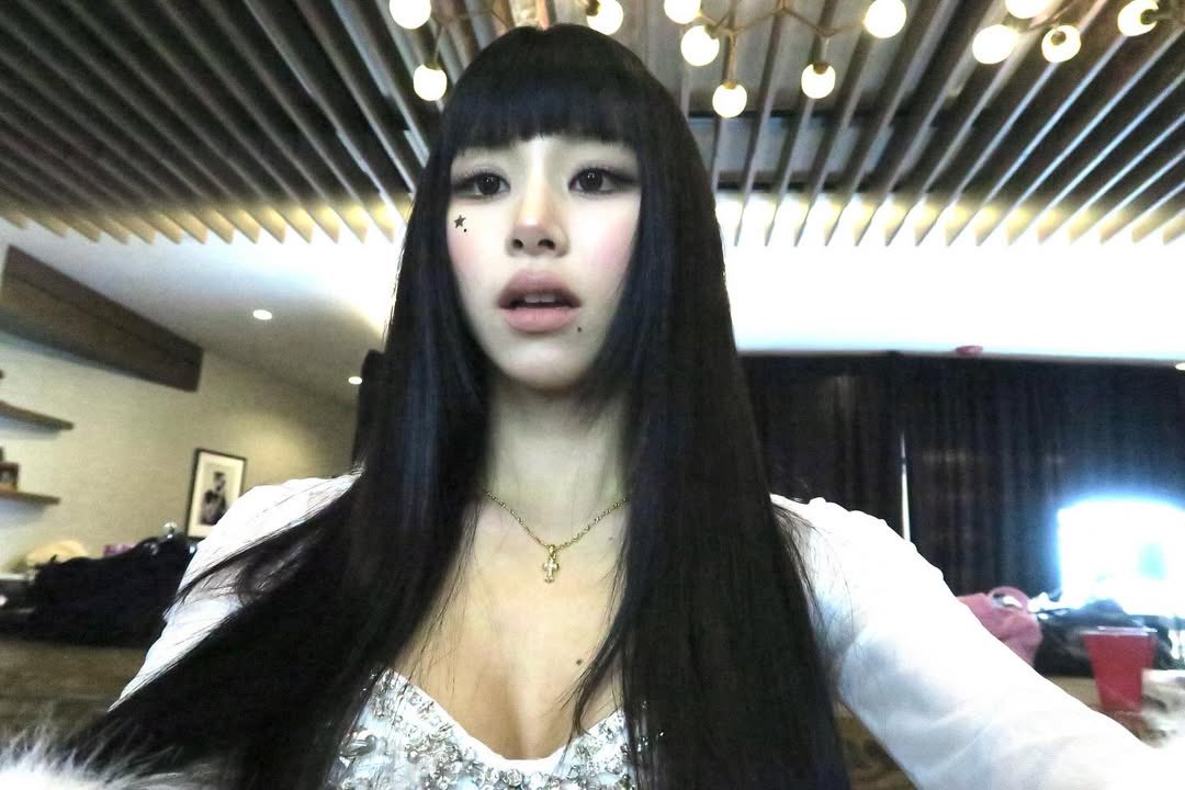 chaeyoung daily tweet media