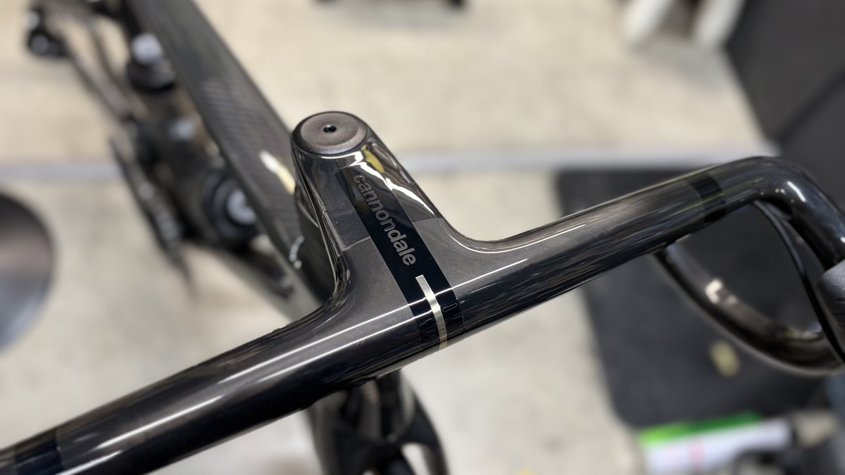 本日は月曜ですが祝日のため元気に営業しております！💪🏻💪🏻(10:00