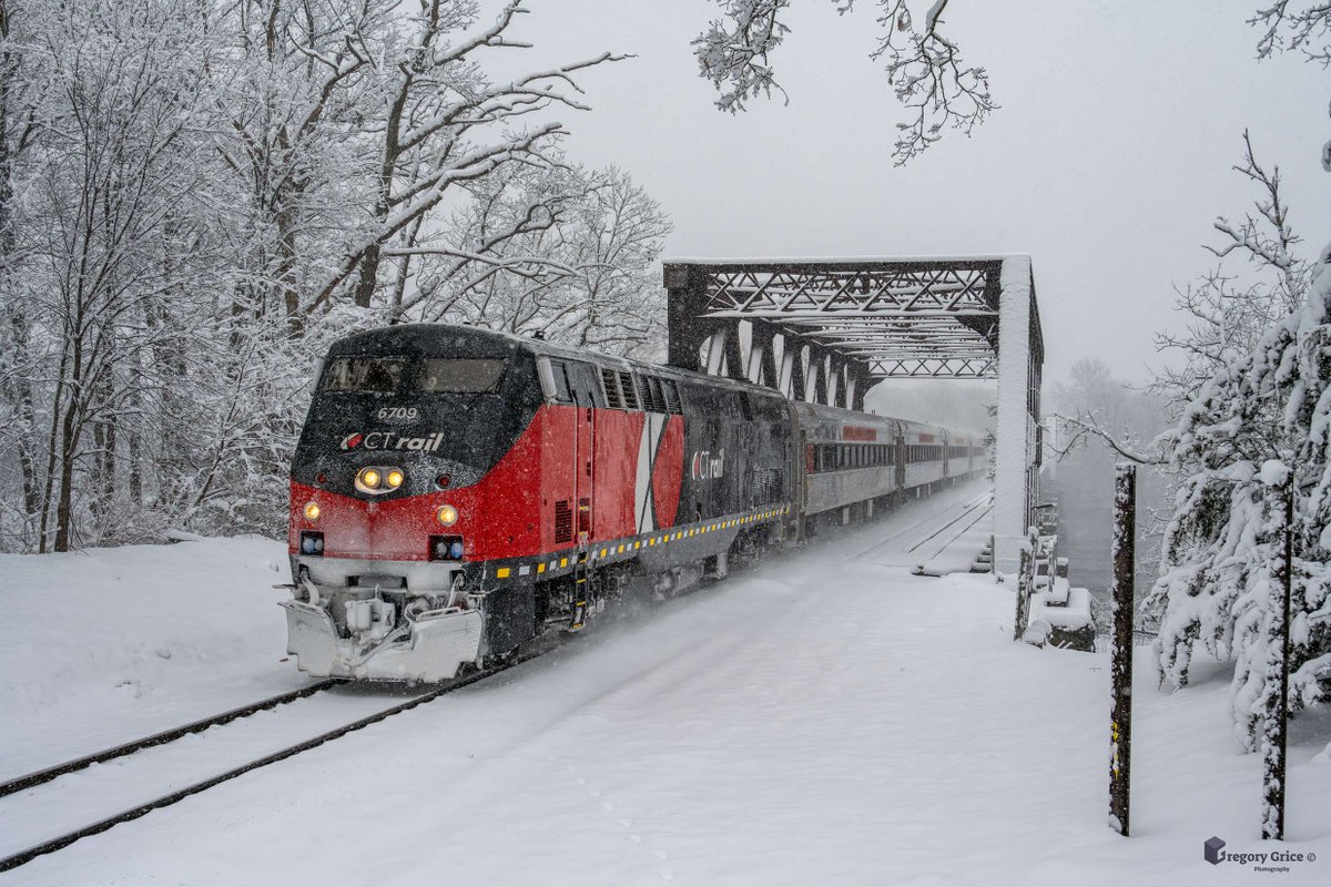 CTrail Hartford Line tweet media