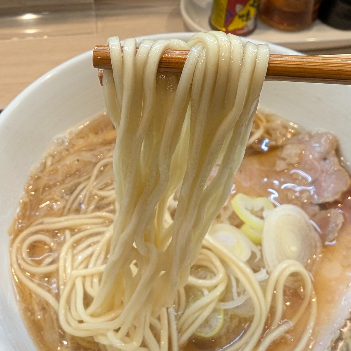 4周年おめでとうございます！ 麺社あし鷹さん「中華蕎麦クラシック