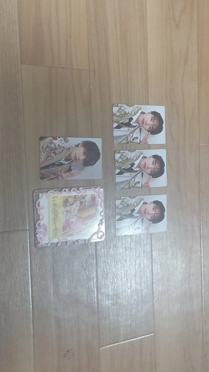 𝓨ྀི tweet media