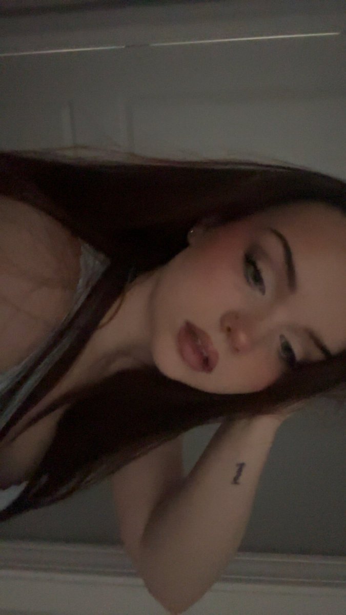 babydoll tweet media