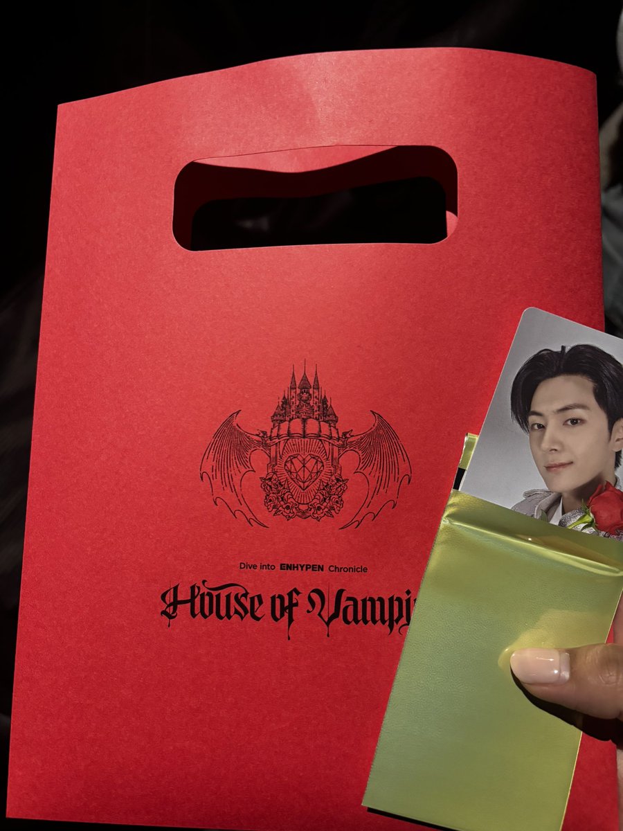 ハウスオブヴァンパイア 入場特典 譲 ジェイ 求 ジェイク 本日15時まで