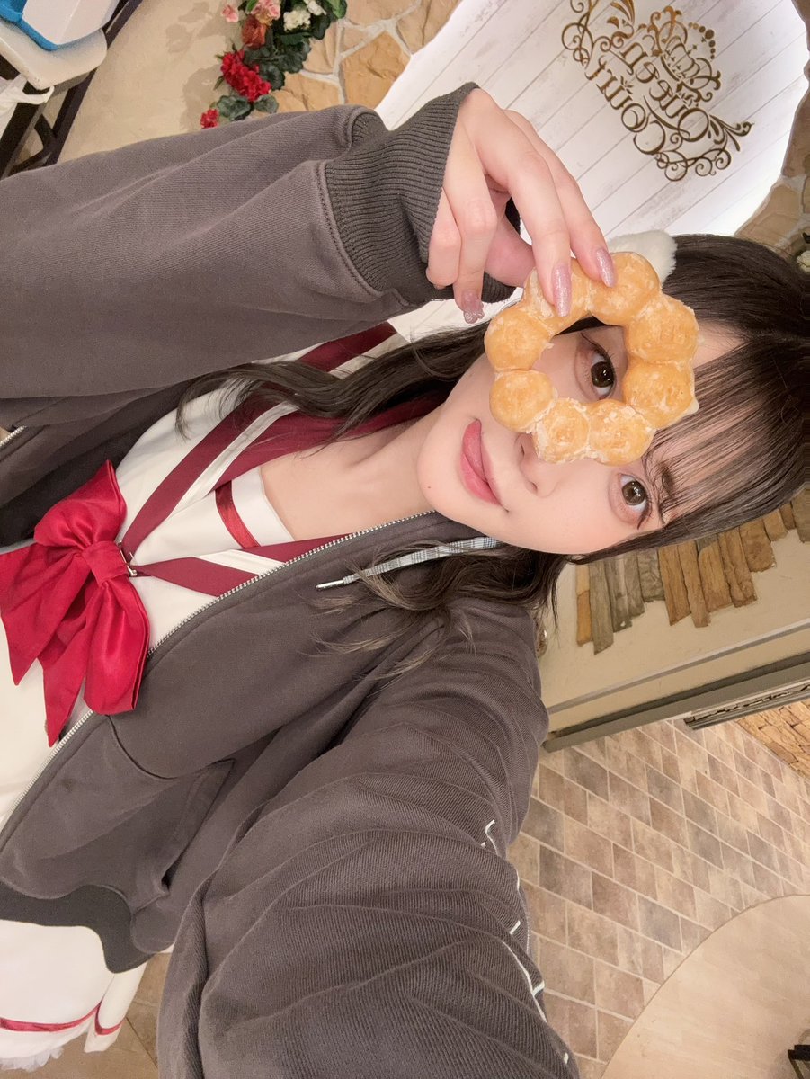 今日の朝ごはん、ポンデリング🦁
このあと昼庭だよー待ってるねー🤞🏻