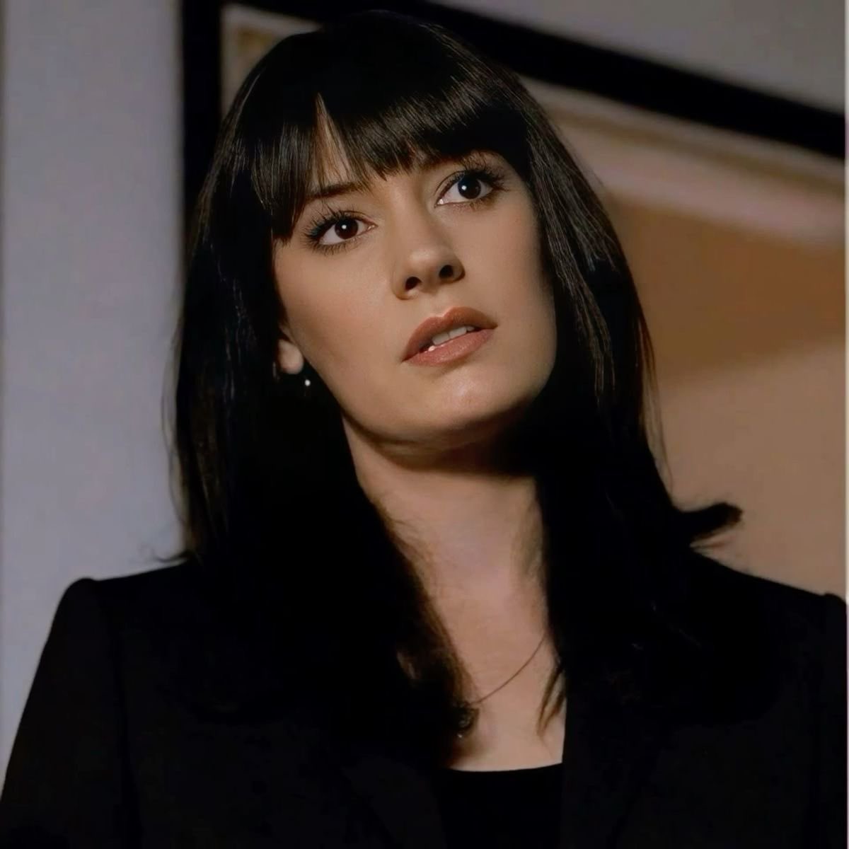 ddimwedimarw's tweet photo. Emily Prentiss (Criminals minds). https://t.co/4PeqDH8QUU