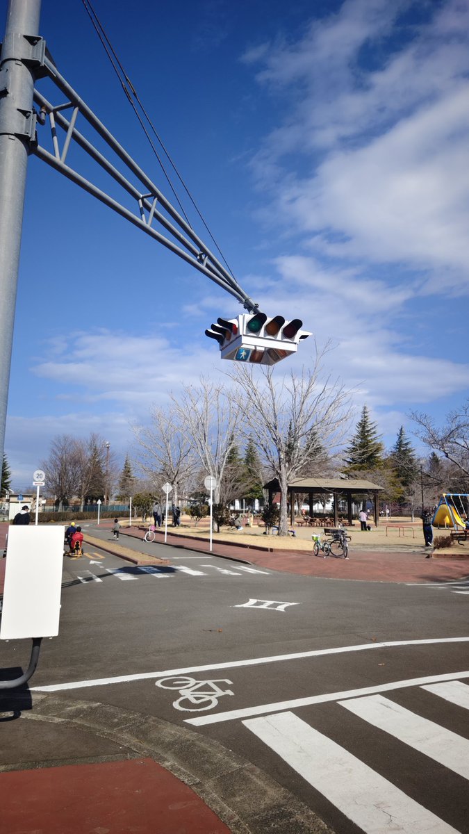 UFO信号機見てきた^_^
宮城来てよかったー