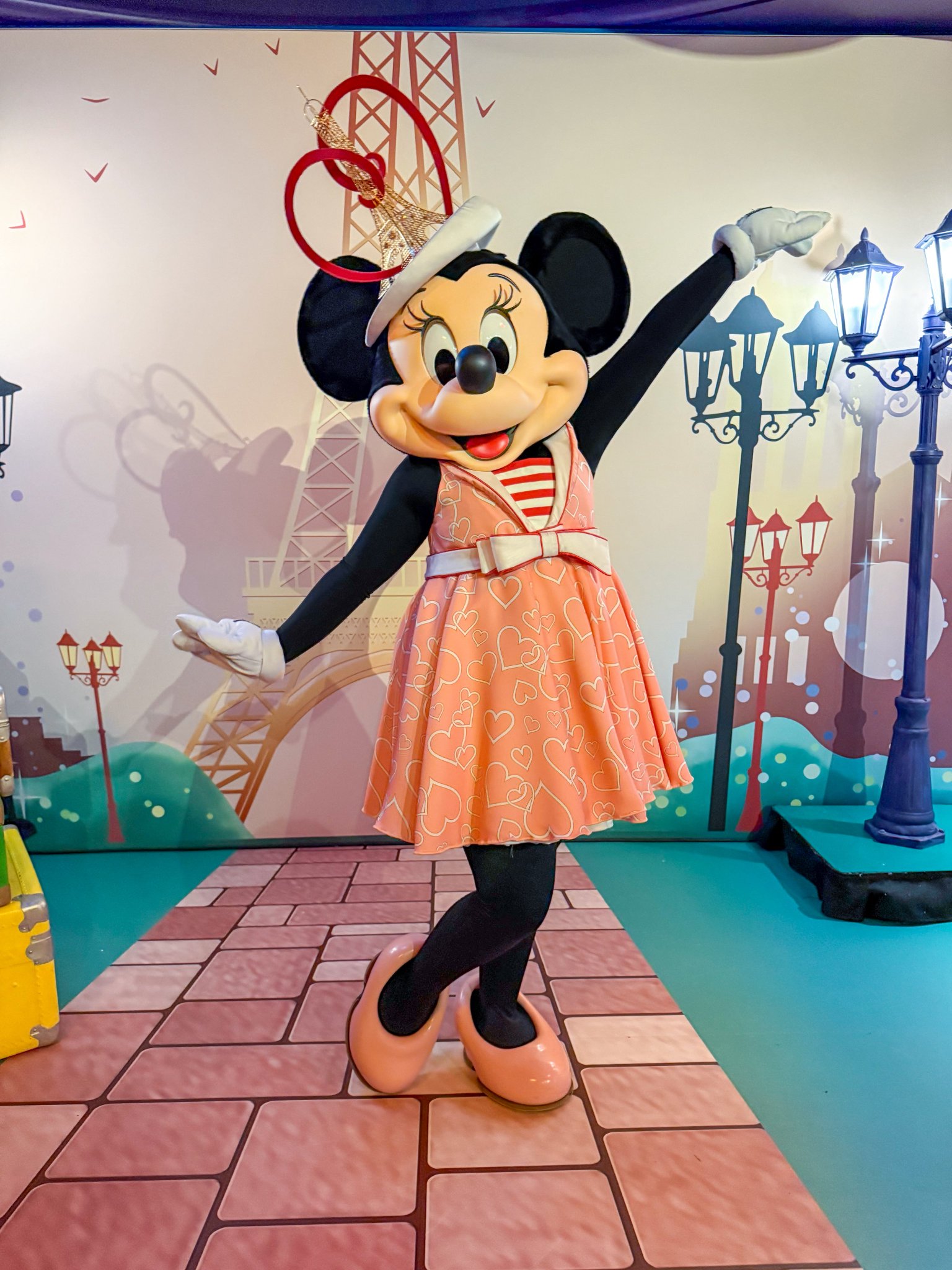 ミニー フィギュア チェリー ディズニーランドパリ 【メーカー公式通販】