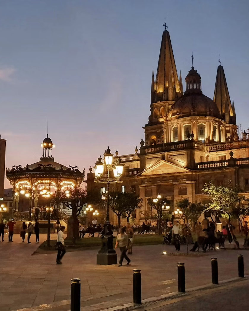 NosotrosTequila's tweet photo. Jalisco is more than today’s headlines.
We celebrate its vibrant streets, its resilient people, its art, food, culture, sunsets over the Pacific. Our hearts are with the community and our team on the ground. Peace, strength, safety for every family in Guadalajara, Puerto Vallarta and every corner of this state we love. Estamos contigo, Jalisco.