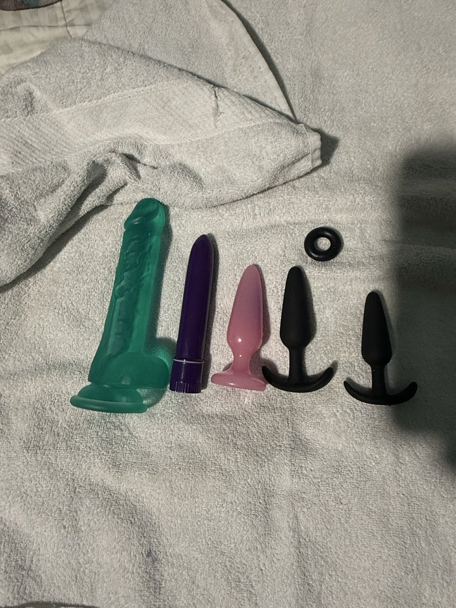 weyoelwey's tweet photo. Any guys looking to get their 🍑 played with DM!!! Louisville Area:))) #dlguys #dl #sex #st8guys #suck #louisvillemeetup https://t.co/TcTj7zEPh4