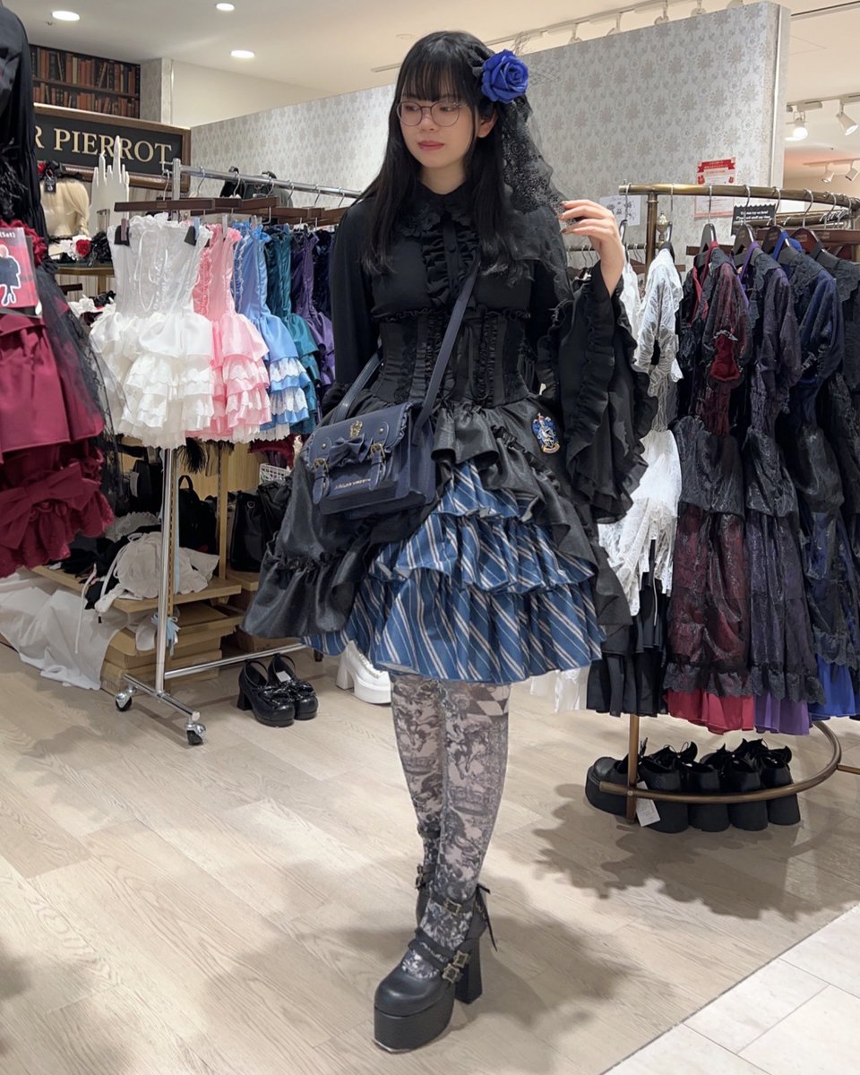 🤍新宿店オープン🤍 🌟エポスカード新規入会キャンペーン🌟 本日の