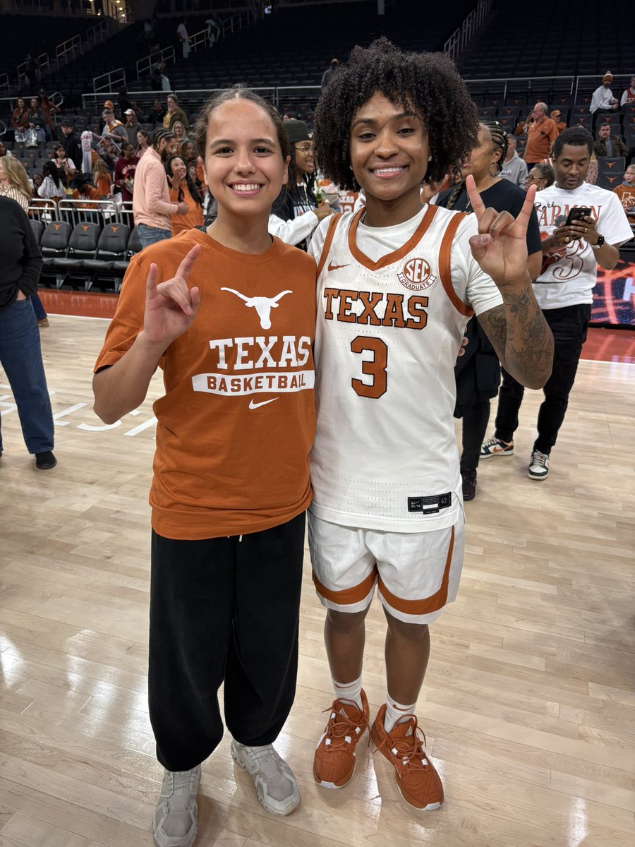 Sofia Caro tweet media