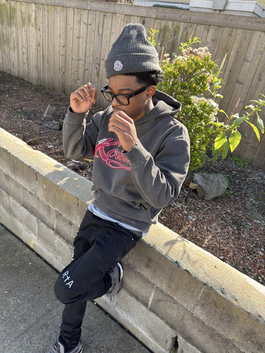 sli’mere 🧞‍♂️ tweet media