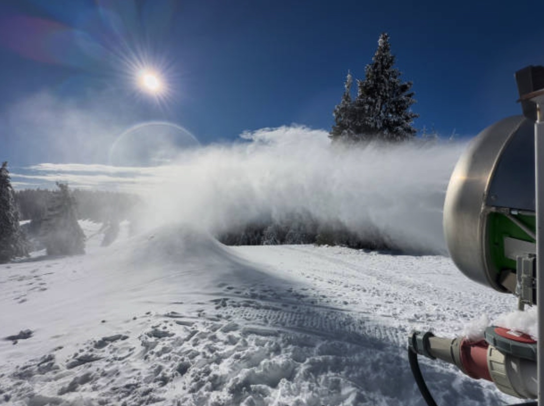 VFDexchange's tweet photo. ❄️ Variable Frequency Drives Powering Snowmaking in Extreme Mountain Environments 🏔️ 

In extreme environments where performance cannot fail, like snowmaking operations, variable frequency drives provide precise control of AC induction and permanent magnet motors. Our distributed HVAC and pump control drives support 200V-600V single and three phase input applications up to 400HP, delivering controlled acceleration, regulated torque output, and stable speed performance under cold, high-altitude, and heavy-load conditions. Advanced sensorless vector control optimizes magnetic flux and current in real-time, improving motor efficiency and mechanical response while reducing inrush current, thermal stress, and harmonic distortion. 

For critical fan and pump systems, VFD bypass integration enhances operational reliability by enabling automatic transfer to direct-on-line operation in the event of a detected fault, allowing continued mechanical operation while alerting maintenance personnel. We deliver robust motor protection, optimized energy performance, and engineered reliability for mission-critical industrial applications across the USA. 🇺🇸🥇 

The VFD Exchange 

#VFD #VariableFrequencyDrive #MotorControl #ACMotor #IndustrialAutomation #Snowmaking #HVACSystems #PumpControl #FanControl #EnergyEfficiency #HighAltitudeEngineering #ExtremeEnvironments #IndustrialControls #HeavyDutyAutomation #BuildingAutomation #BMSIntegration #ElectricalEngineering #MotorProtection #VFDs #VariableFrequencyDrives