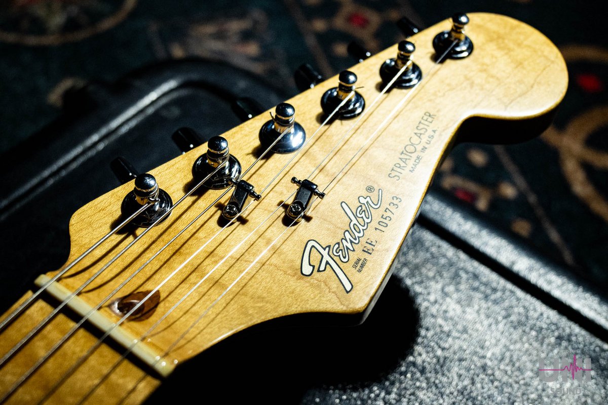 2/23(月)20:15発売開始‼️ Fender American Standard Stratocaster w