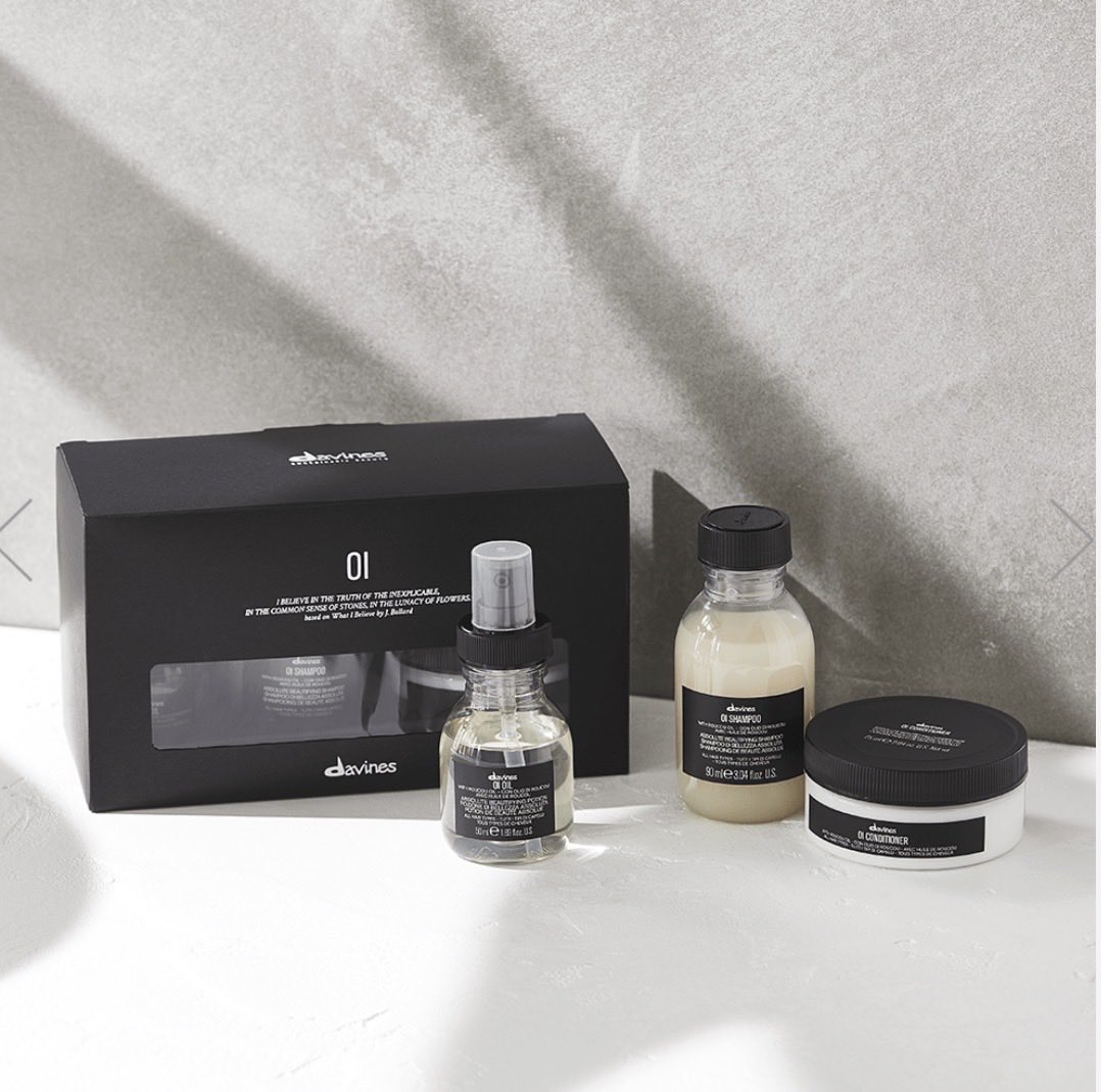 Meeeei1257's tweet photo. davinesのヘアオイル

今まで色々使ったけど、ヘアオイルで髪の質とか指通りがここまで変わったの初めて

乾かす途中でつけると、朝の髪がいつもよりまとまって、さらっとしてる。

50mlで4000円ちょっとするけど
高いだけある。

スターターセットが6600円くらいであるのでプレゼントにもおすすめ🎁 https://t.co/9ptKq72soB