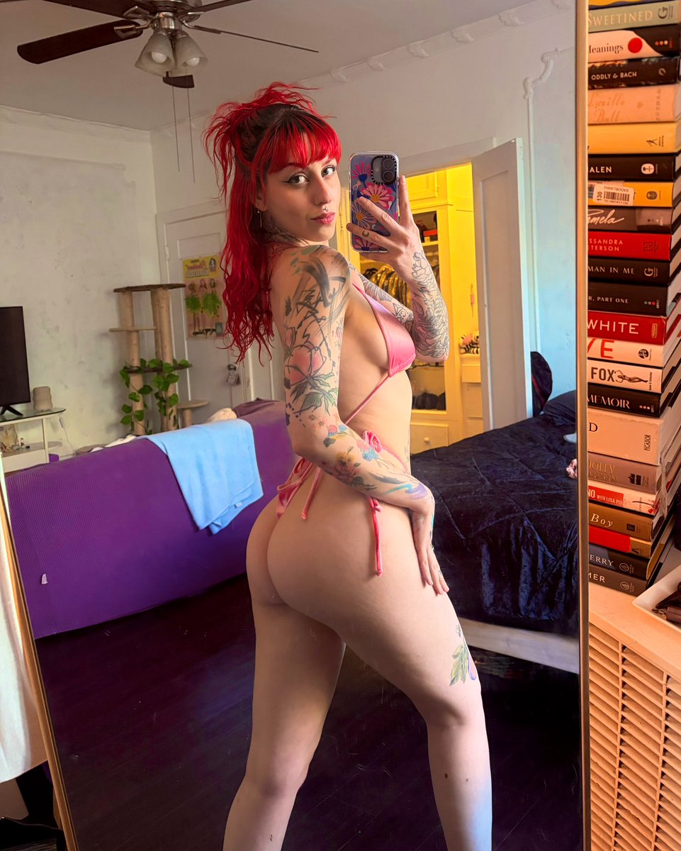 Violescent tweet media