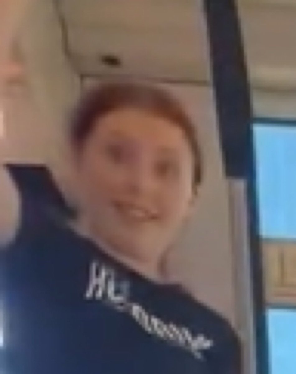 AlexOnDexs's tweet photo. @benonwine Let’s give this bully the fame she deserves https://t.co/ihVI7Lz40f