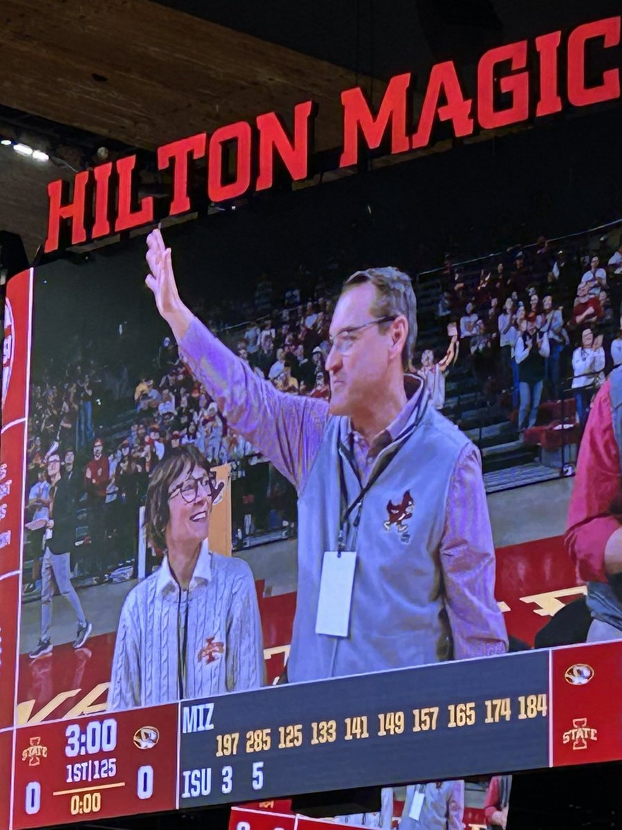 CycloneGridiron Club tweet media