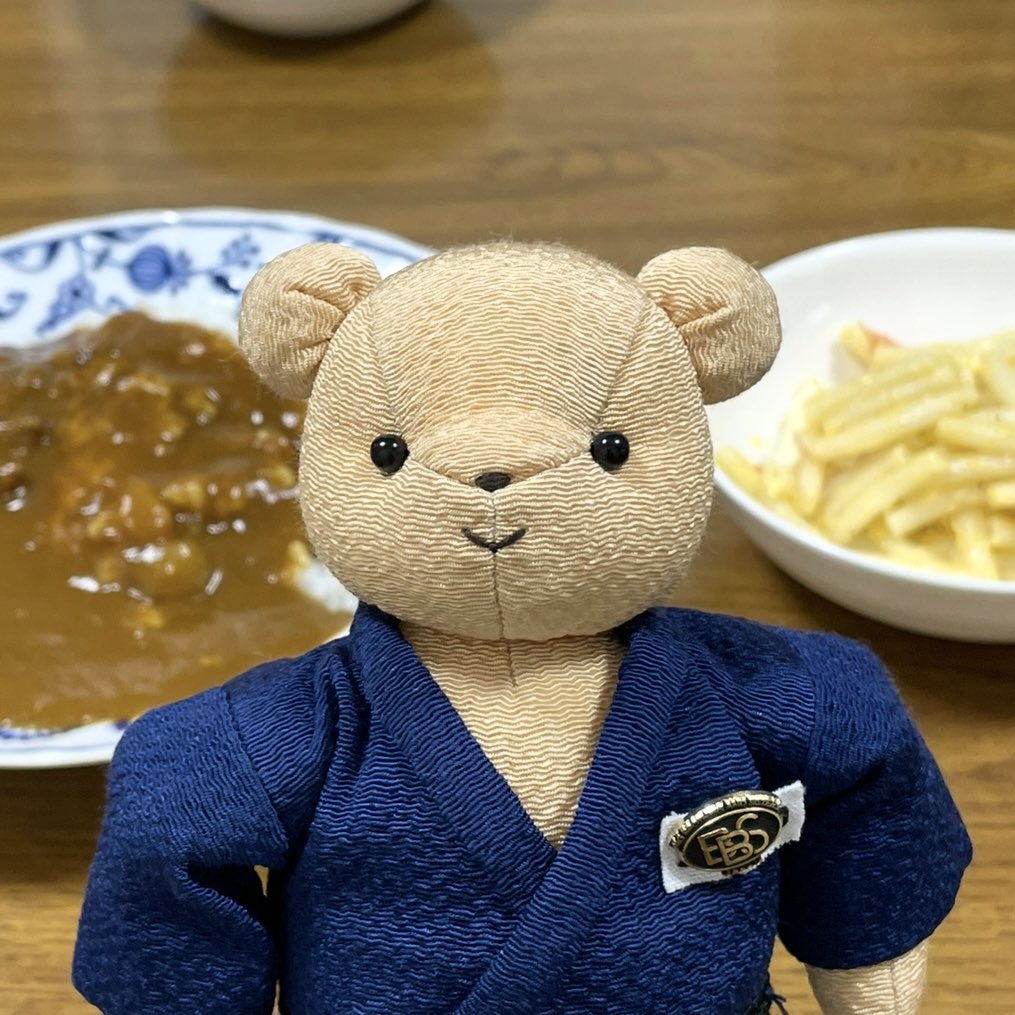 BBS_Hiroshima's tweet photo. 【学習支援@基町の家 2月15日】
毎週日曜日におこなっているNPO法人食べて語ろう会・基町の家での学習支援です。
2名の子どもが、それぞれ算数と国語のプリントに取り組みました。小学生向けの問題って案外難しく、教えるのに苦戦しました。 https://t.co/gYTmP9ZN3p