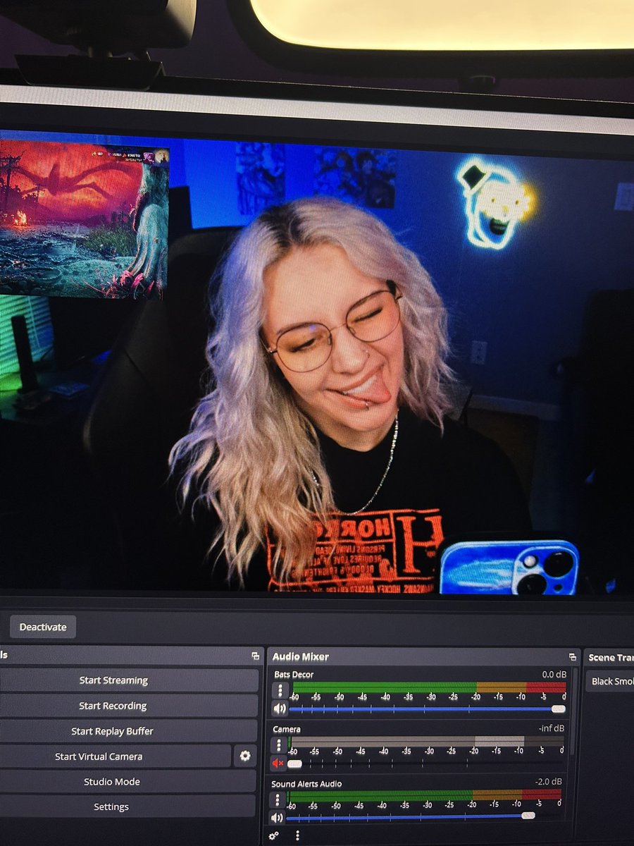 Live chillin and killin with <a href="/SassGrimoire/">Sass Grimoire</a> hehe twitch.tv/gravecyde