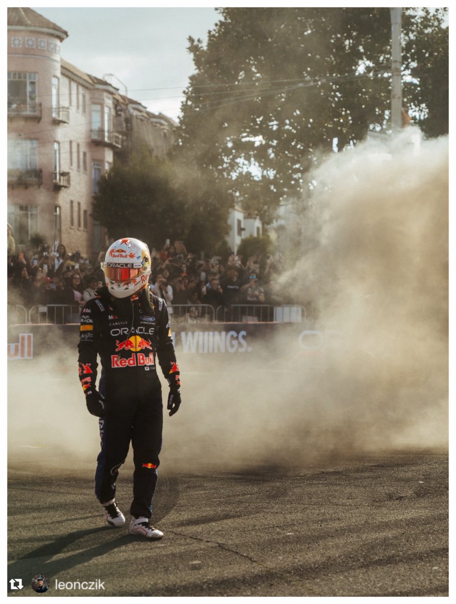 #RedBullShowRun #YukiTsunoda #角田裕毅
📍San Francisco/サンフランシスコ

🔗 instagram.com/leonczik
📸🎥: leonczik (21-22/2/2026, via IG, Repost, downloaded/screenshotted by <a href="/reidemaimo/">Rei@モタスポ 💚</a>)