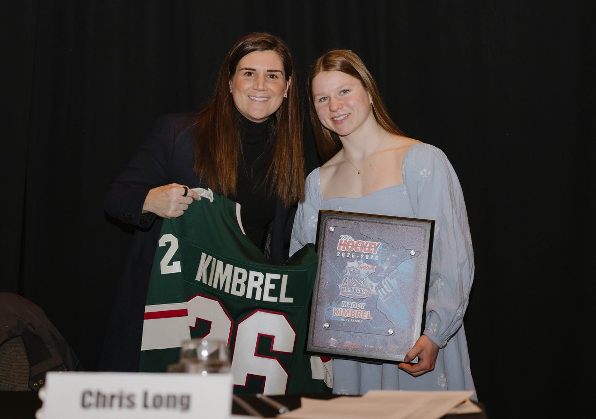 Congratulations to this year's Ms. Hockey Award winner, Maddy Kimbrel from Holy Family!! 

#mnwild | <a href="/MSHSL/">Minnesota State High School League</a>