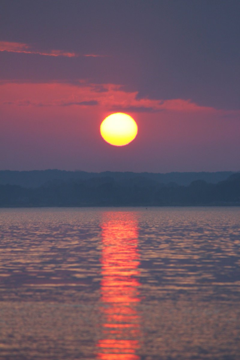 _k_i_n_o_04_'s tweet image. 朝日が昇る
#photo
#写真パシャリ
#写真好きな人と繋がりたい
#キヤノン党でほめあいたい #Canon