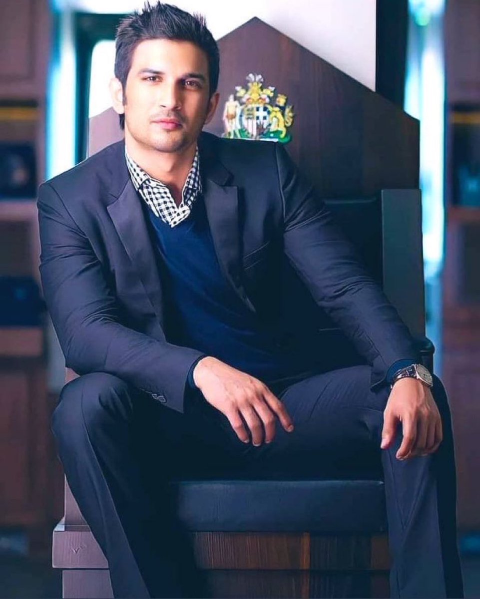 Why Siddharth Pithani sent the wrong picture of Door to the key maker?

Chargesheet Overdue In SSRcase