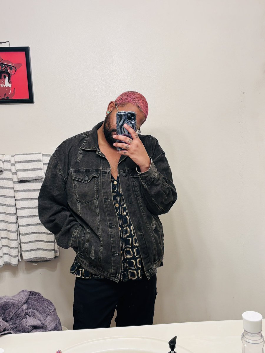 chris francis tweet media