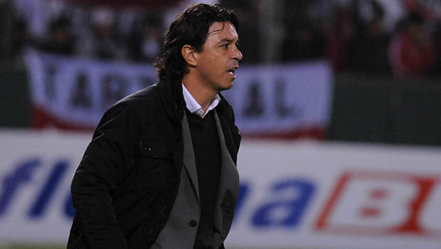 El agradecimiento estará toda la vida

Llegaste cuando muchos solo habíamos vivido malas y entendíamos la grandeza de River por lo que contaban nuestros viejos y abuelos

Nos diste demasiado, es momento de darse cuenta que esto no da para más

Hora de dar el paso al costado.