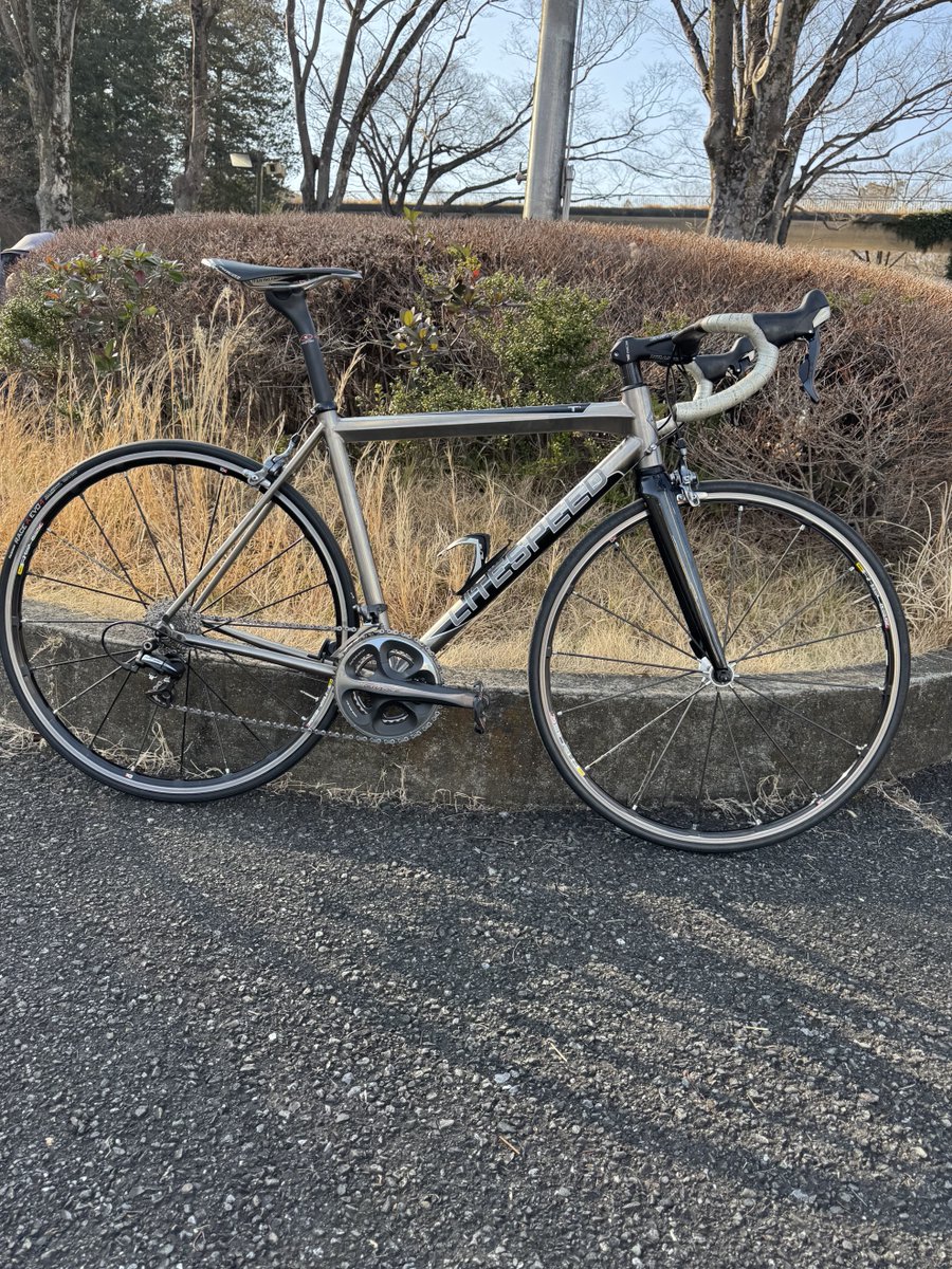 clronosuke's tweet image. 今朝は6–4チタンロードバイクでエクササイズ。