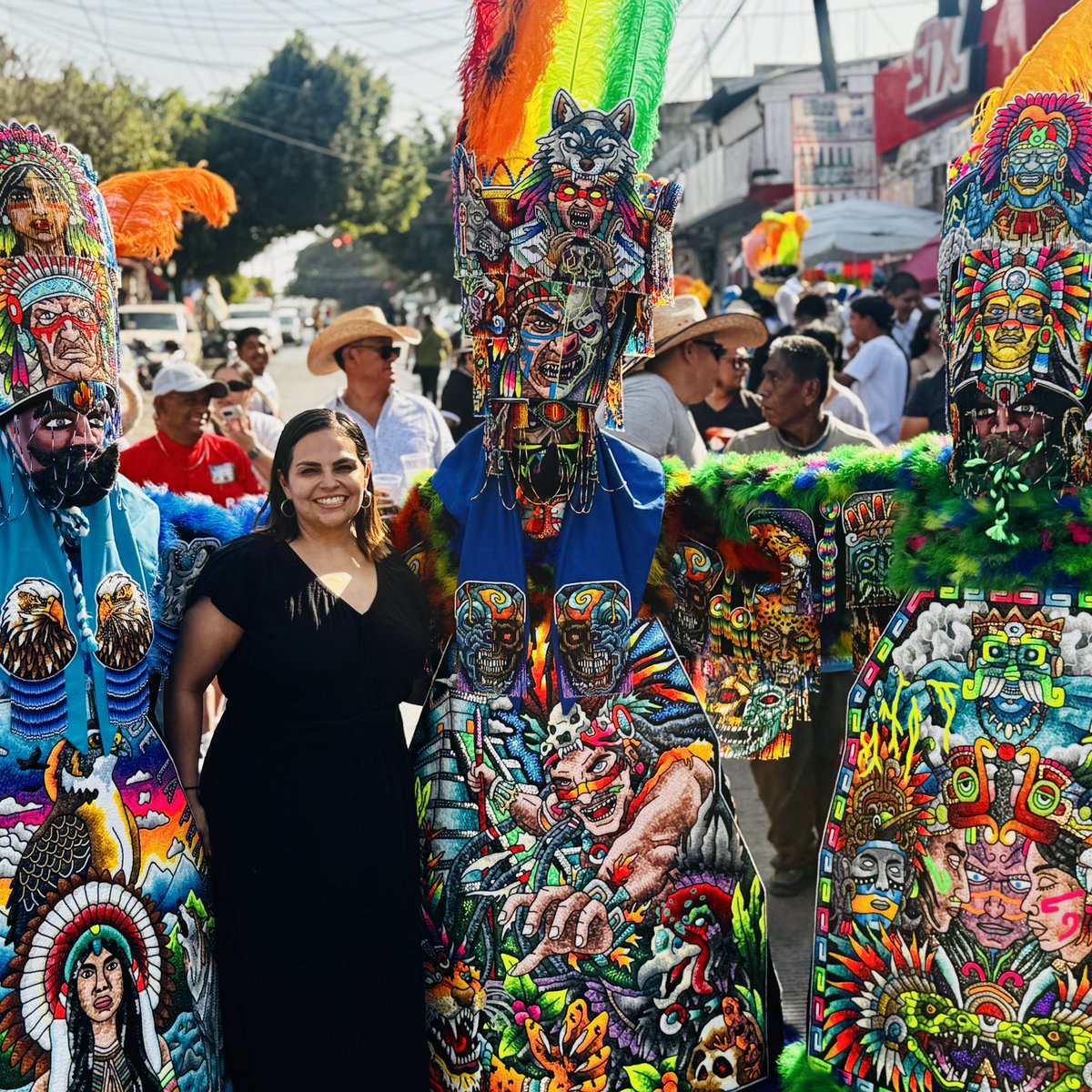 Ana_ColumbaCM's tweet photo. Tradición, identidad y comunidad.
El carnaval en Yautepec nos recuerda que la justicia también empieza en el reconocimiento de quienes somos.

#AnaColumba #Morelos #Carnaval https://t.co/6gQhSNh2PY