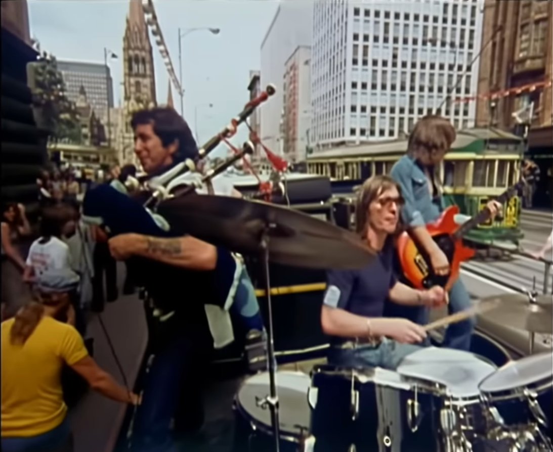 Railmaps tweet media