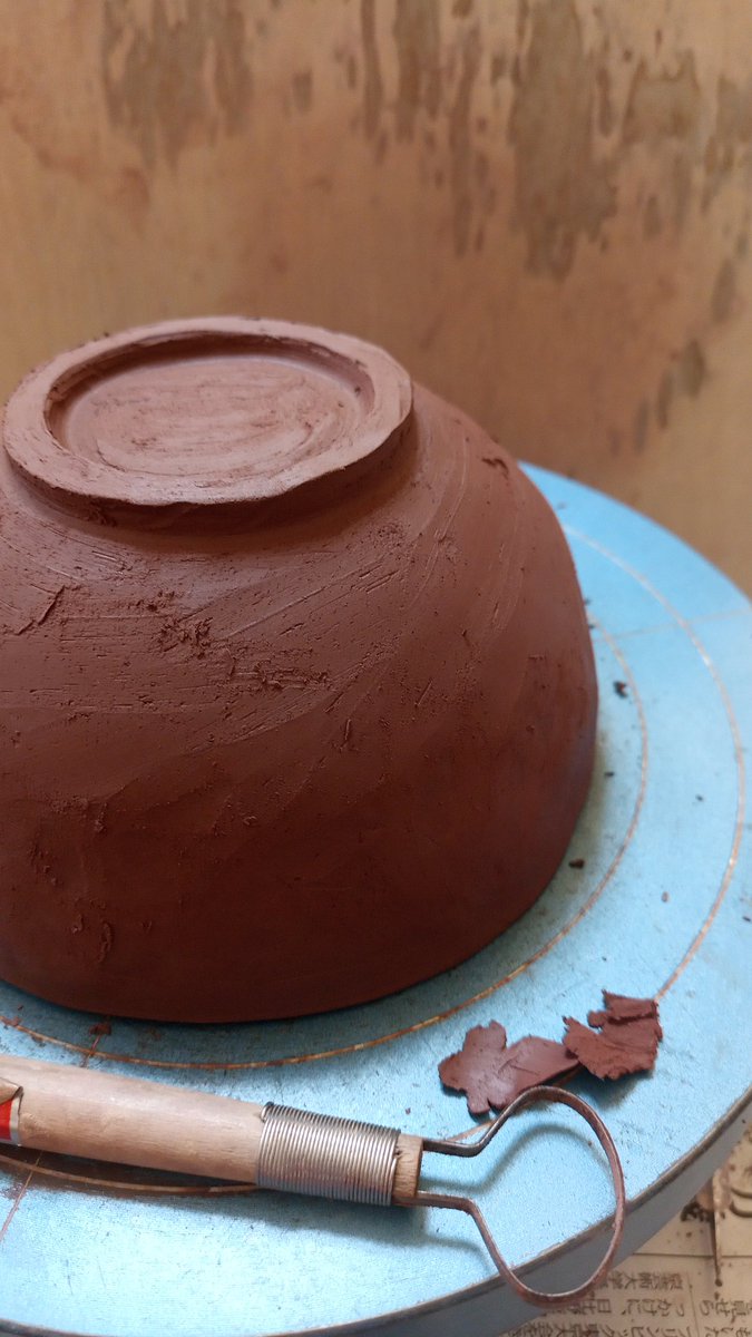 悪あがきでまだ作っている😆 陶器は何度作っても歪になるけど失敗した