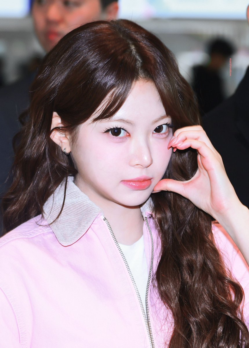 260223 🐯‼️

#르세라핌 #홍은채 #은채 #EUNCHAE
#LE_SSERAFIM #HONGEUNCHAE