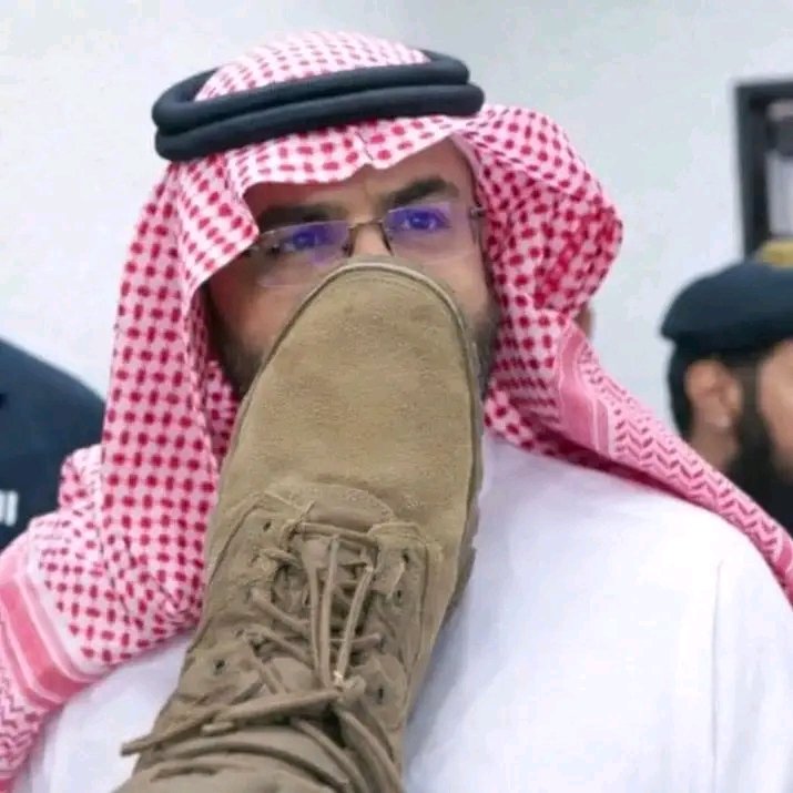 hdrmy61908's tweet photo. @hsom67 إغلاق مقرات الانتقالي يقابلها إغلاق مقر التحالف وطرد الشهراني من #عدن.
هم يبدأوا وبعدين يقولوا محرضين ومخربين.
الزحف يا رجال، وخلوها تولع لا بقي من يشب النار.

#الكفاح_المسلح. https://t.co/PoSOL8wqj2