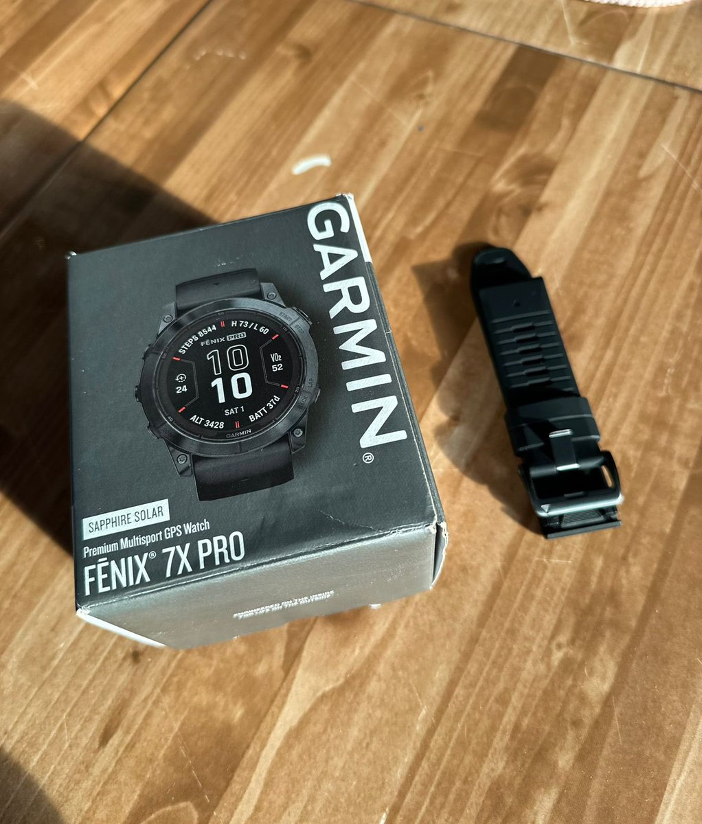 SssupSamin's tweet photo. WTS GARMIN FENIX 7X SAPPHIRE SOLAR

kelengkapan :
• strap ori
• charger
• claim garansi 1 tahun
• cover jam

minat bisa dm atau wa 0877 1153 6111

#fnfjb https://t.co/MNNk3nDVIE