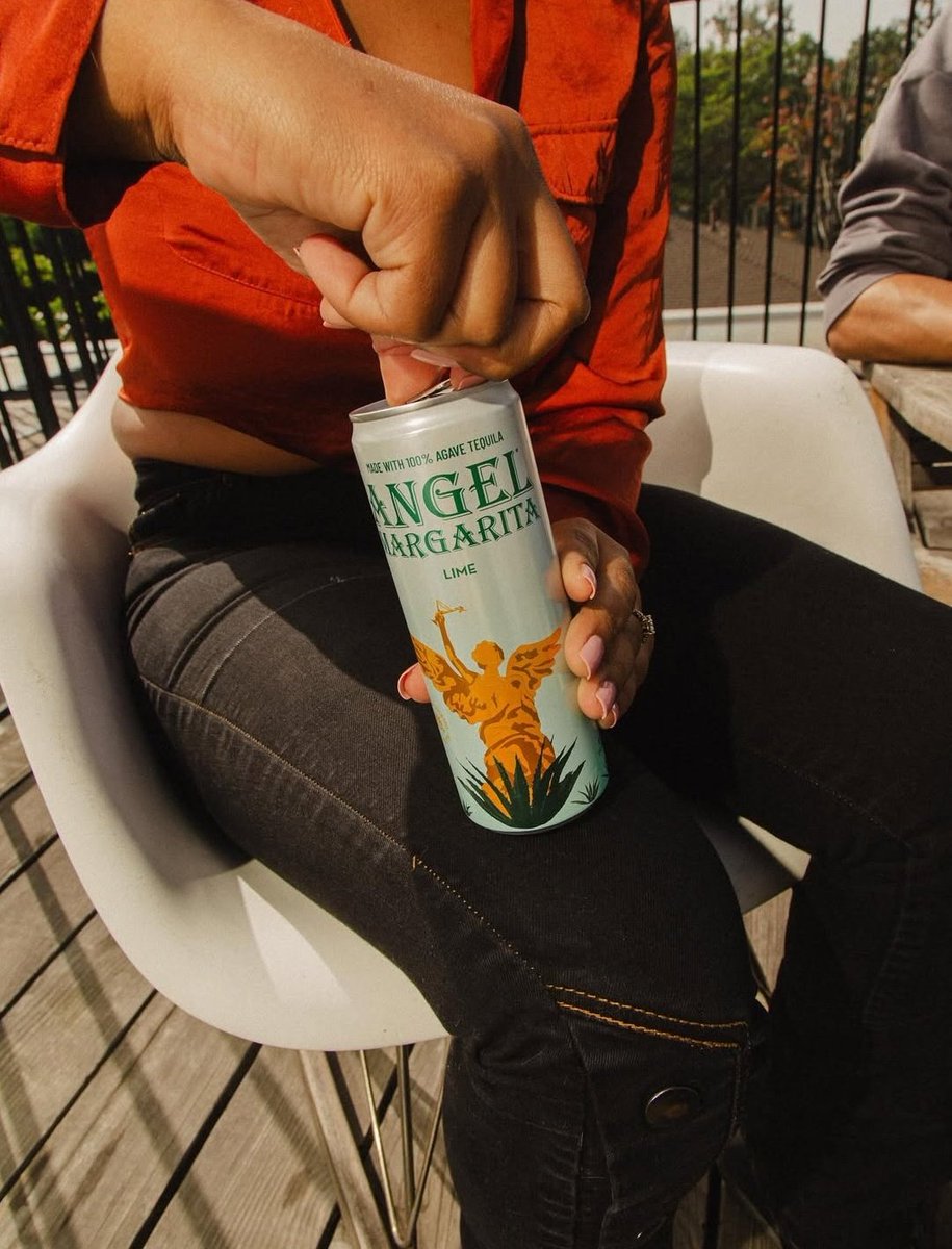 Made with 100 % agave tequila🍸 › 
<a href="/RPAMargarita/">Angel Margarita ᴿᴾ</a> › #RPAngelMargarita

⠀⠀Close a laptop, open an angel.🍹✨