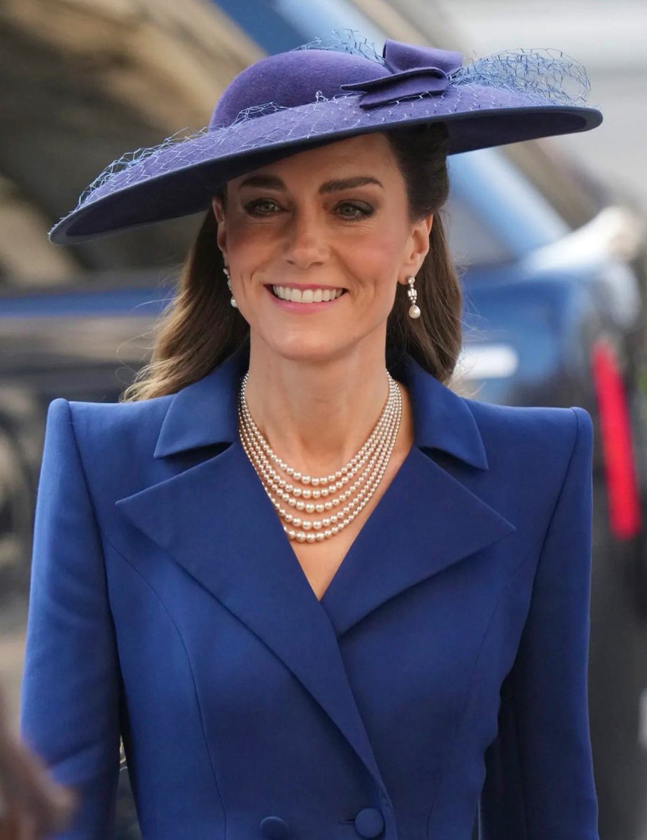 Peacock2828's tweet photo. @chrisshipitv I knew you would love to see these pictures of Catherine, Princess of Wales from today’s Commonwealth Service. Thought I’d make your day😉 #RoyalFamily #ChrisShip https://t.co/2Zm7SxgQZm